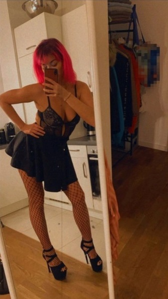 Foto von NEU! devote BJ-Queen Emina !