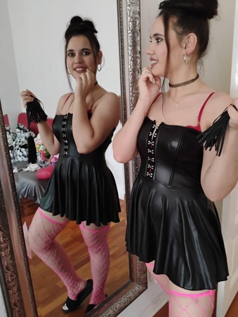 Heißes Teenie Girl (18+) Celine-Anfängerin, Stendal