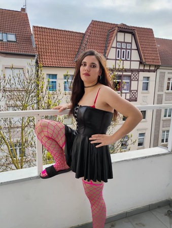 Heißes Teenie Girl (18+) Celine-Anfängerin, Stendal