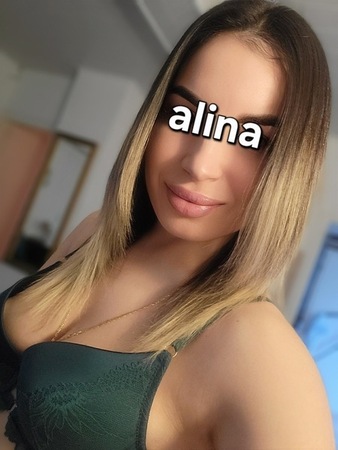 Alina bl*w & footjob lover, Düsseldorf