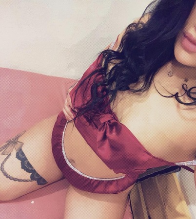 Jaquelin heiße Brünete, Aurich