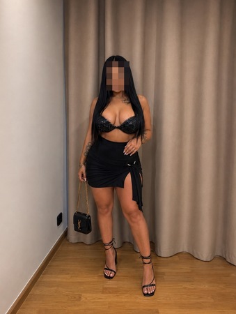 Anais aus Frankreich 24/24 Ereichbar . Hotel und Hausbesuche, Wiesbaden