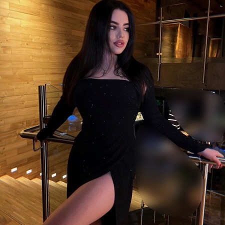 Lila NUR WhatsApp, Detmold