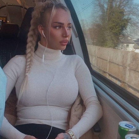 Deutsche MIRA Skinni und vers*ut NEU NEU, Bonn