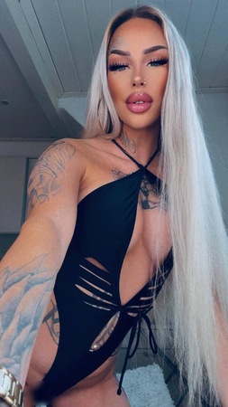 Deutsche MIRA Skinni und vers*ut NEU NEU, Bonn