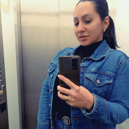 Miruna-Escort und besuchbar, Nürnberg