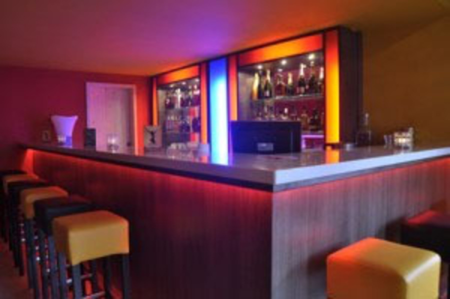 Foto von Petite Fleur - Erotik Club