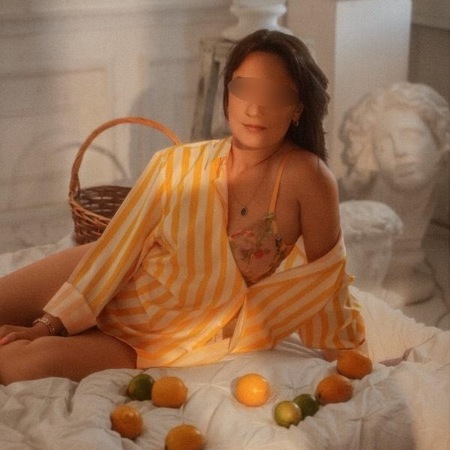 Julia, München Schwabing Nord