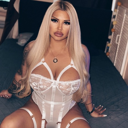 Chloe Candy, Kerpen