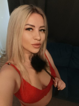 Albina - TOP Service per WhatsApp-Nachricht, Kassel
