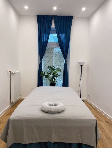 Foto von Chinesischer Massagesalon-Kontakt nur WhatsApp