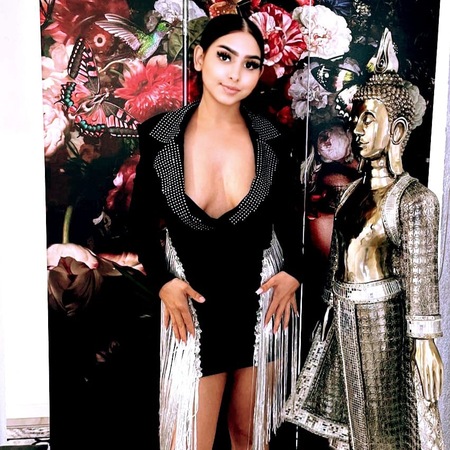 Alina bei Tantramassage Sarina, Lübeck