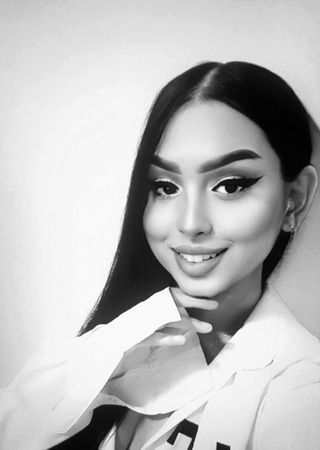 Alina bei Tantramassage Sarina, Lübeck