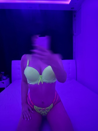 Marie aus Deutschland! Brandneu!, Regensburg