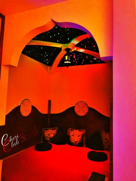 Foto von Cheri Club