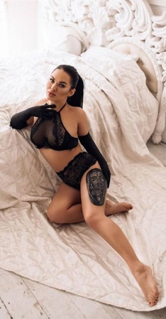 BRANDNEU! Alina, Kassel