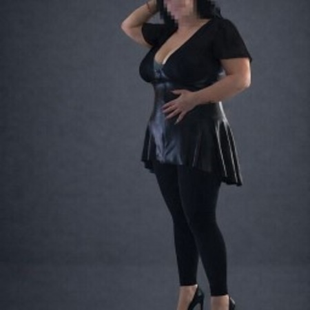 Nadiene *ganz neu*, Essen