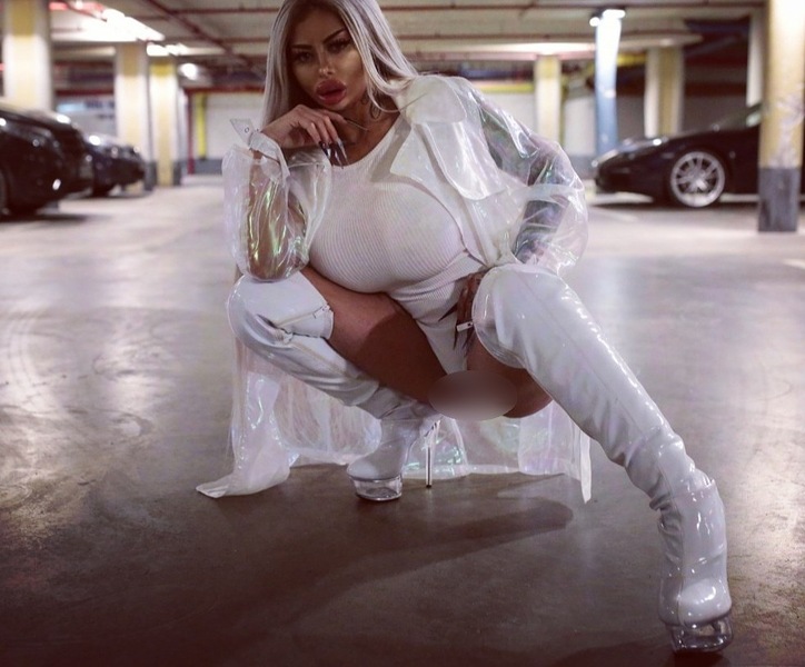 Foto von N*tgeile p*rn* B*tch Amanda neu in deiner Stadt