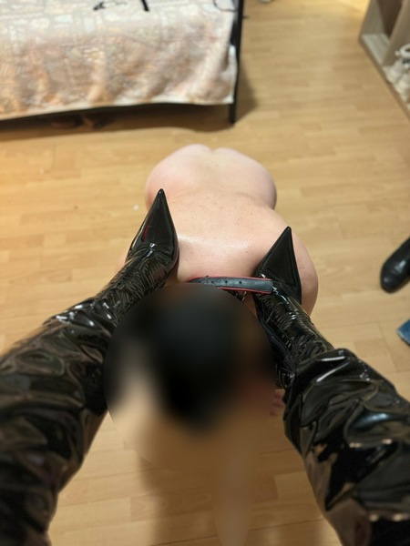 Foto von Ts Nethelly Ferraz