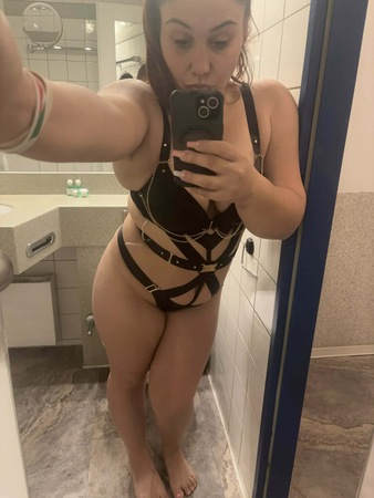 Sehron *whatsapp *, Köln