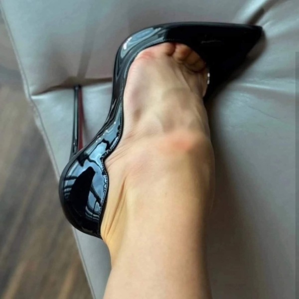 Foto von Strenge Mistress Sonja- Gynstuhl vorhanden! 