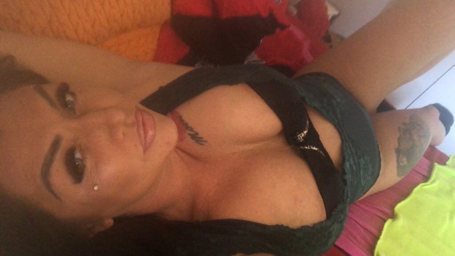 Foto von Deutsche Natalie Party letzte Woche da