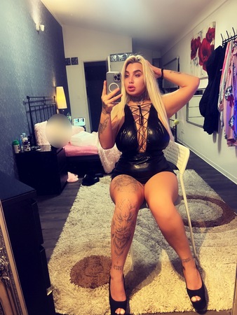 Beatrice NEU, Köln - Poll