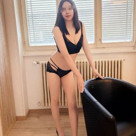 Lily aus Japan 21 J Ganz Neu, Darmstadt