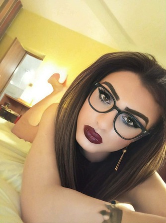 TS Laura im Kaskade Massagestudio, Frankfurt am Main