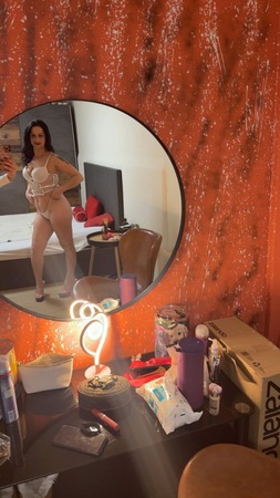 ELI - GANZ NEU, München