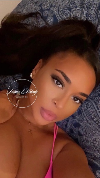 Foto von NEU Melody - Deutsch/Latina Party & Hausbesuche