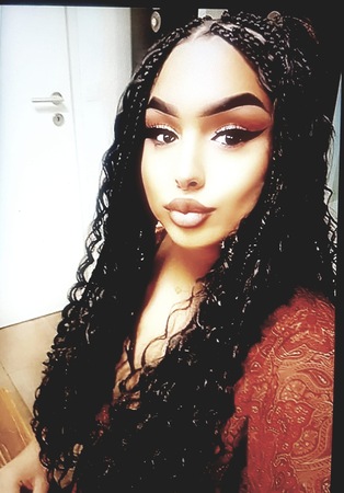 Alina bei Tantramassage Sarina, Lübeck