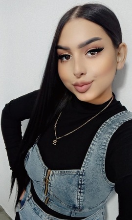 Alina bei Tantramassage Sarina, Lübeck