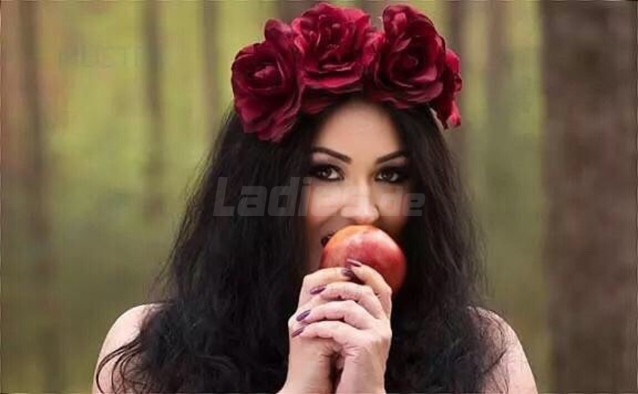 Foto von Oxana Massage . von zärtlich bis bizarr