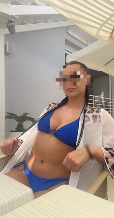 Loryenne (neu, natürlich & fasziniert von echten Männern), Passau