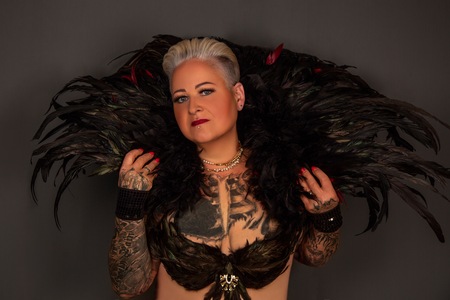 Lady Sunny, Halle (Saale)