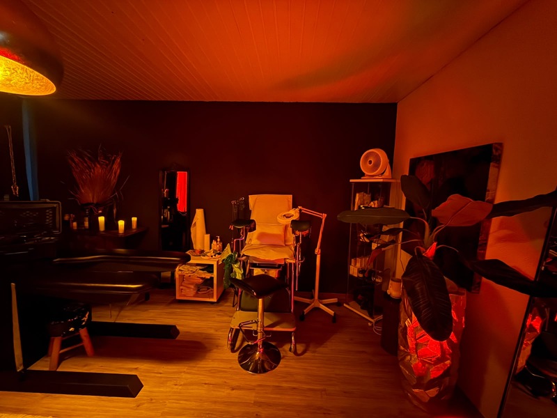 Foto von Exklusives M*lkstudio M*ltisch Venus 2000
