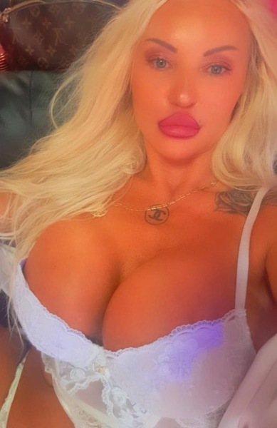Foto von Natascha - Apartmenthaus Erotic Island