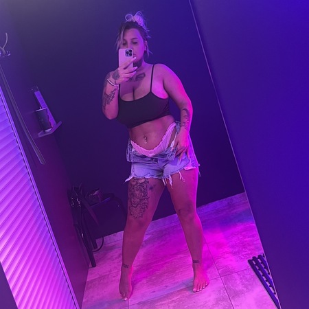 <img src="https://static.ladies-cdn.de/ladies/images/static-cdn/ladies-stars/img/ladies-stars-logo-icon.svg" class="starsContentIcon" />Beatrice NEU, Bremen