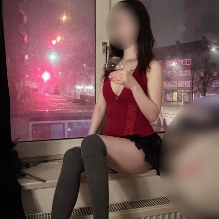 Asia Girl Mia (24J.), Limburg an der Lahn