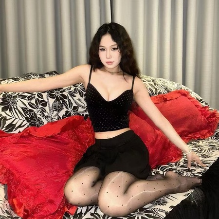 Ruri aus Japan, Aachen