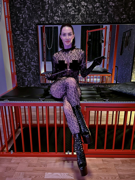 Foto von Mistress Dona - nur am 18. und 19. Mai im Studio