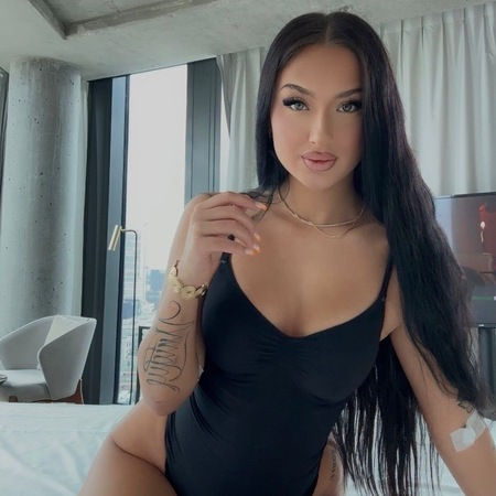 <img src="https://static.ladies-cdn.de/ladies/images/static-cdn/ladies-stars/img/ladies-stars-logo-icon.svg" class="starsContentIcon" />Highclass teenie shirin 19 Jahre DEUTSCH/GRIECHIN, Frankfurt am Main