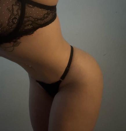 JÚLIA MASSAGE, Köln