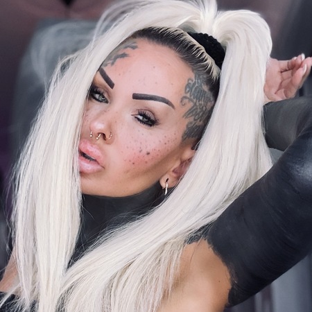 Bizarrlady Mallory van Knox, Berlin