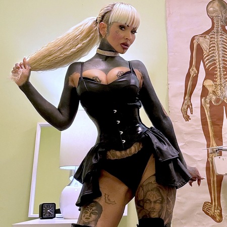 Bizarrlady Mallory van Knox, Berlin