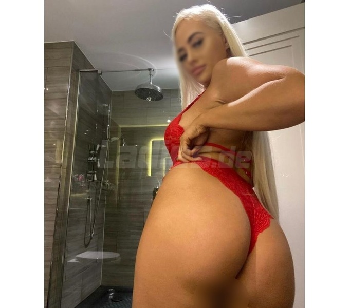 Foto von Selin Heiße Frau