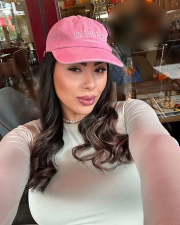 TS Perla Castro, Bonn