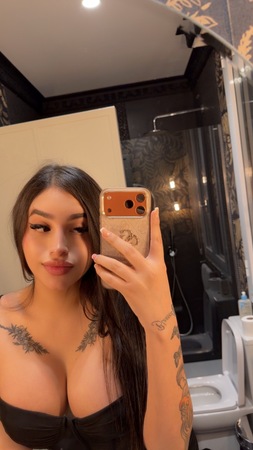 TS Violeta Party, Berlin