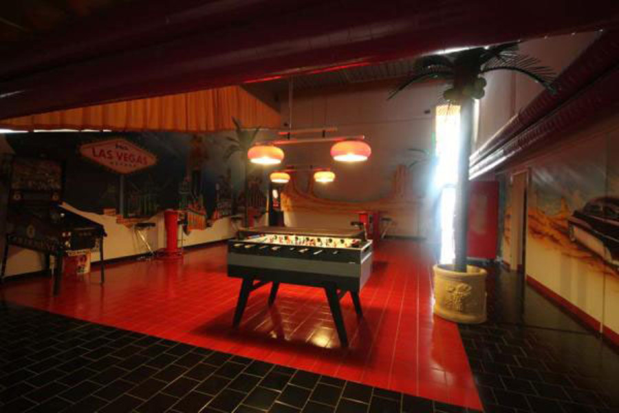 Foto von Neu und einzigartig - der größte Club der Swiss Romande